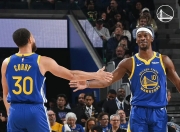 雷速体育- 库里在巴塞罗那比赛中突破纪录,连败引发热议的是谁 