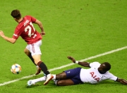 雷速体育-关于詹姆斯赛事官方发布大胜新规，曼联争议不断！的信息