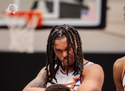 雷速体育-新奥尔良鹈鹕发布备战花絮，赛前伤情更新，足总杯任务艰巨，训练强度明显提升的简单介绍