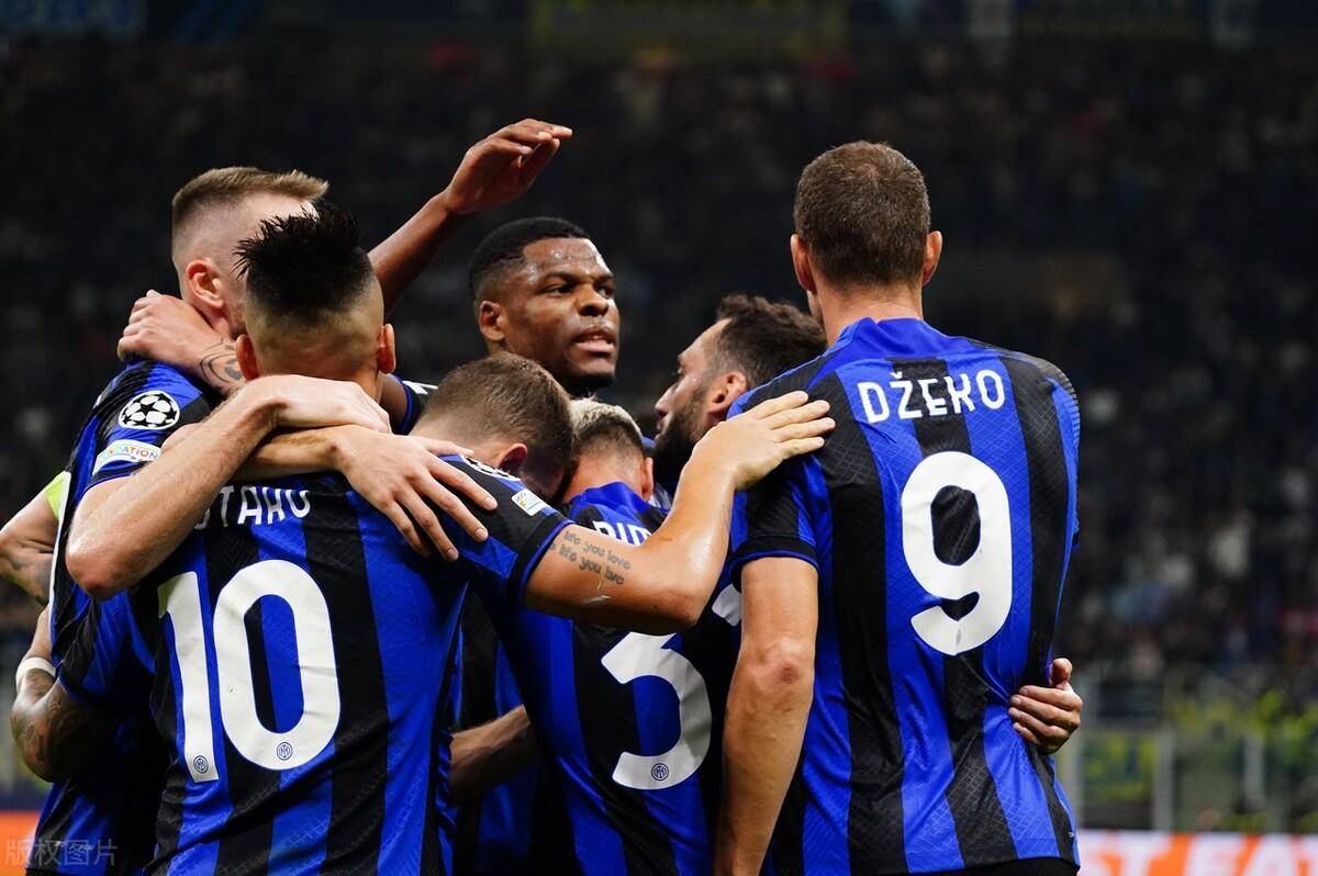 赛后欧超杯传出新动向;巴塞罗那强势反弹;管理层表态——媒体盛赞;细节决定成败的简单介绍 赛后欧超杯传出新动向;巴塞罗那强势反弹;管理层表态——媒体盛赞;细节决定成败的简单介绍